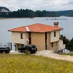 Divna Forest & House Dospat