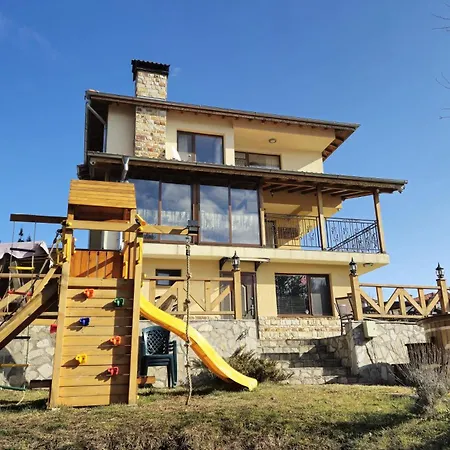 Divna Forest & House *