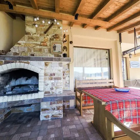 Affittacamere Divna Forest & House Dospat