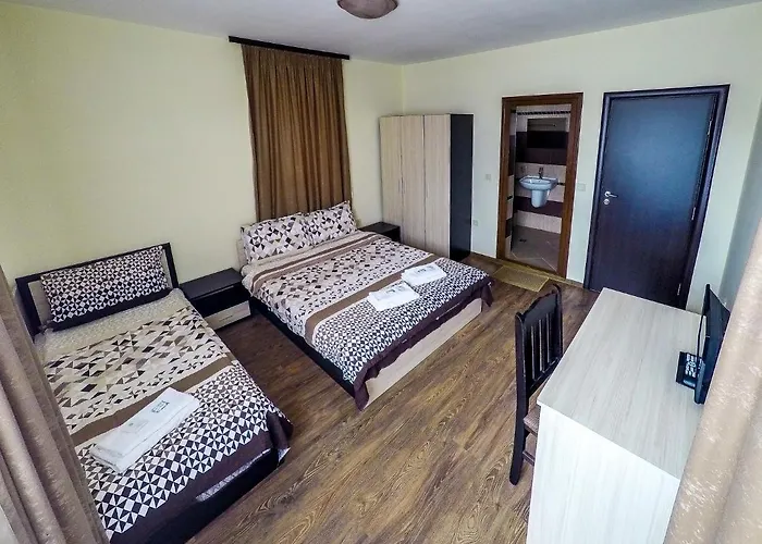 Guest house Divna Forest & House