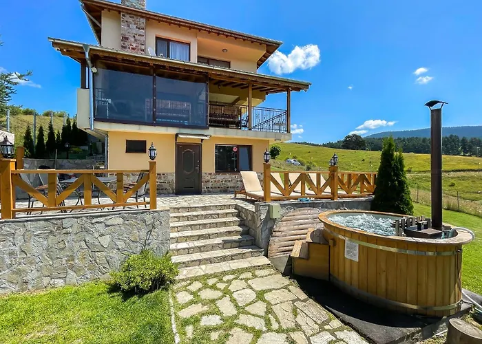 Divna Forest & House Guest house Dospat