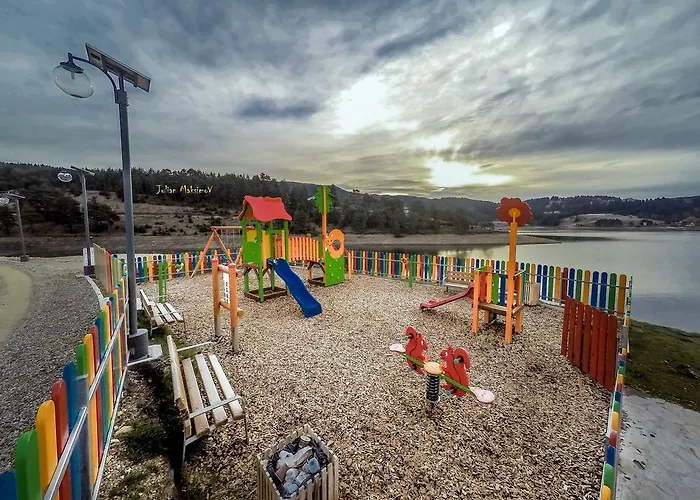 بيت ضيافة Divna Forest & House دوسبات