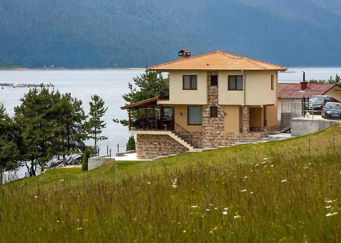 Divna Forest & House * Dospat